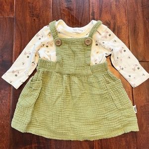 Jumper and onesie set